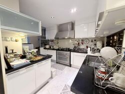 Mandarin Gardens (D15), Condominium #565049361